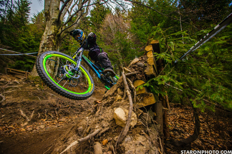 NS Bikes Meet the Team - Staron Photo