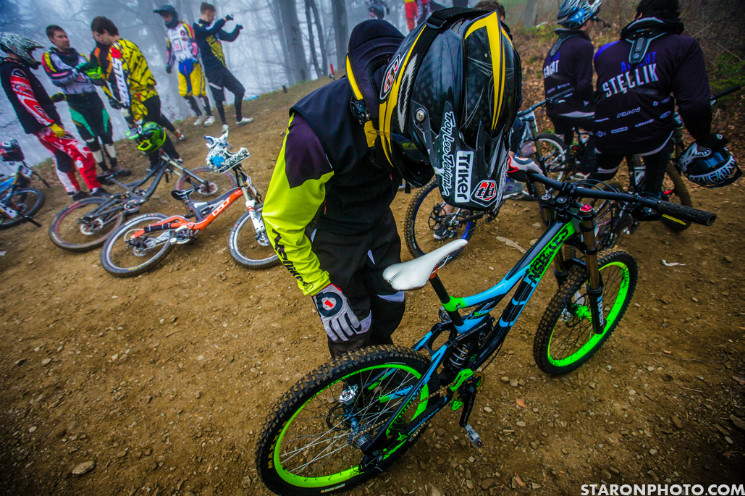 NS Bikes Meet the Team - Staron Photo
