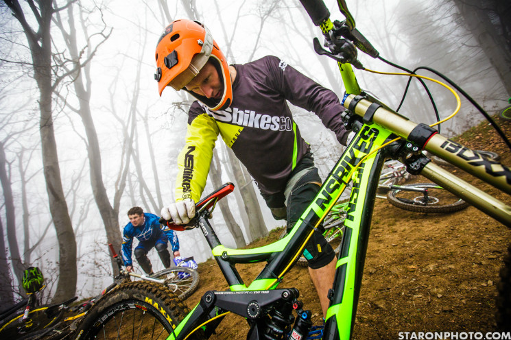 NS Bikes Meet the Team - Staron Photo