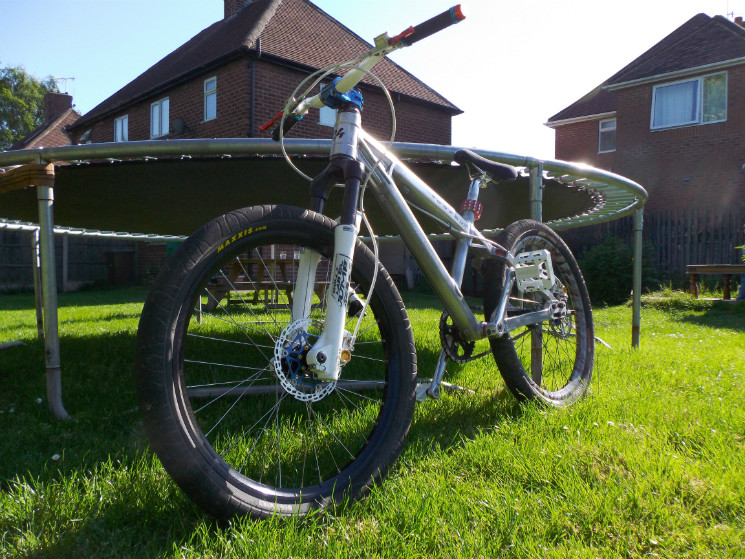 twofour bicycles 
French co 
pornking 
