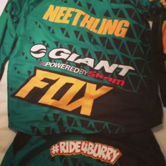 Andrew Neethling's new Race Kit with a nice touch 