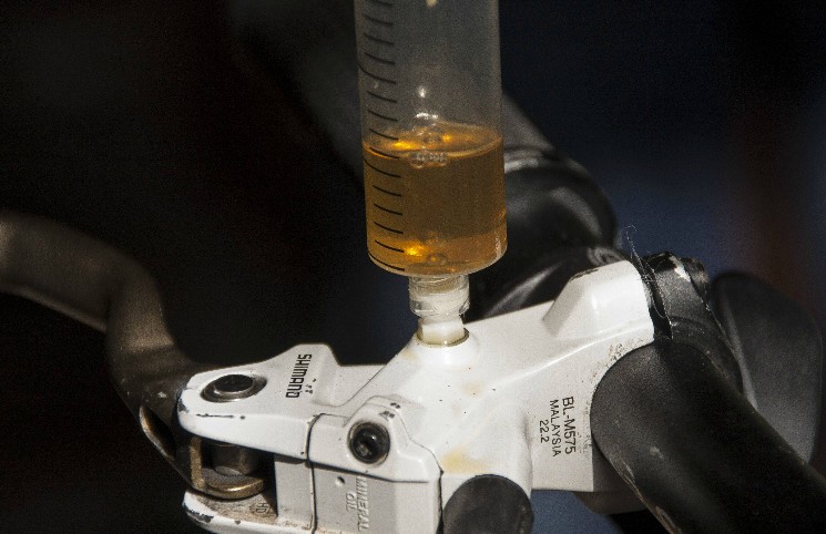 Epic Bleed solutions universal kit