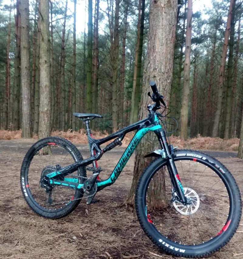This is my FS Trail Bike that i have had since ear